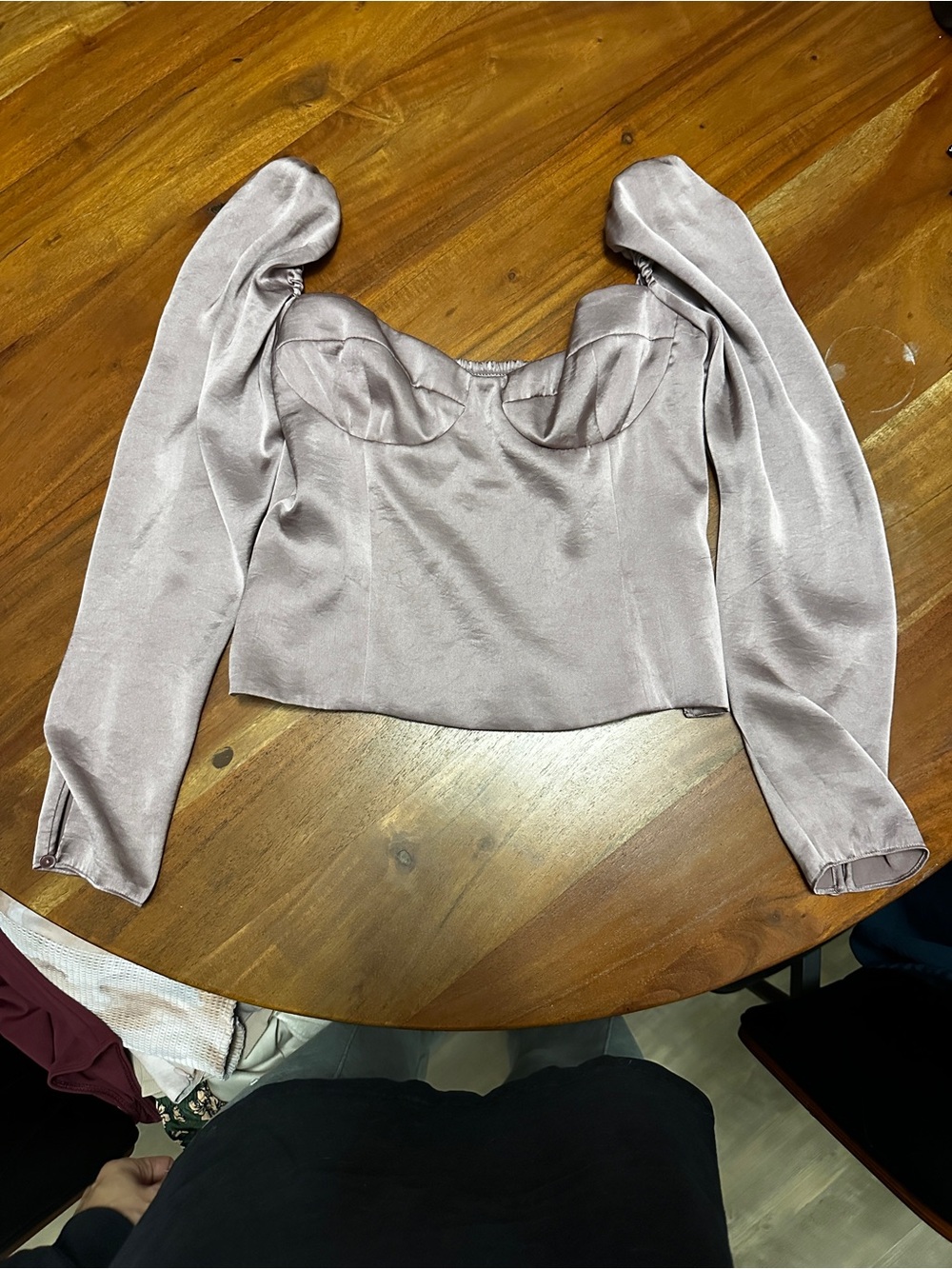 Satin sweetheart Long-Sleeve Top in lavender